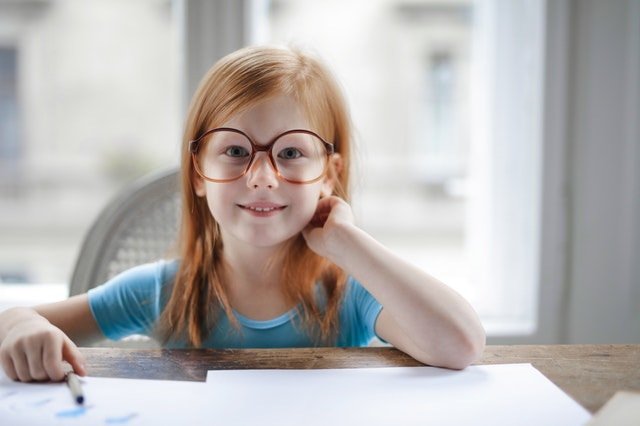 learning styles: young girl reading