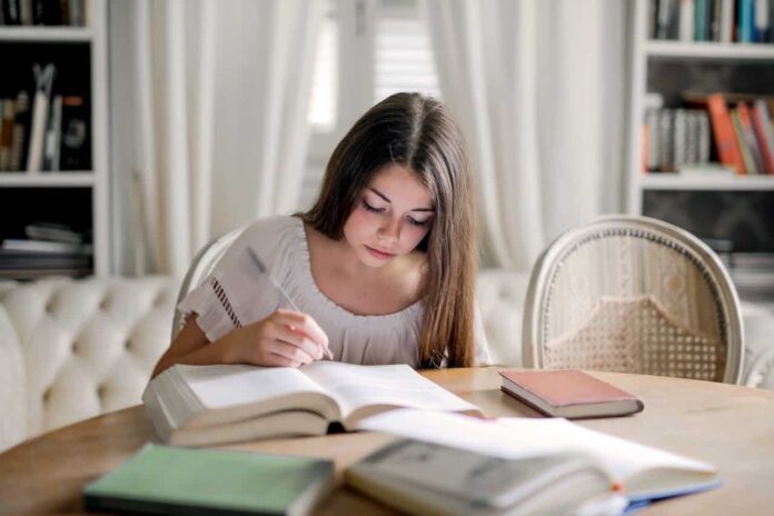 10 Great Tips For Studying More Efficiently