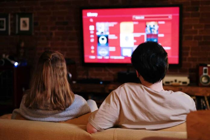 11 Ways To Minimize Your Streaming TV Costs streaming tv