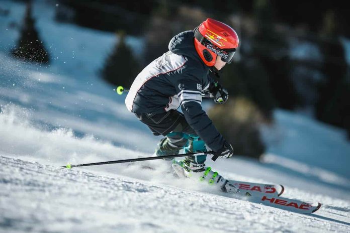 Ski Vs. Snowboard – Pros And Cons SKI
