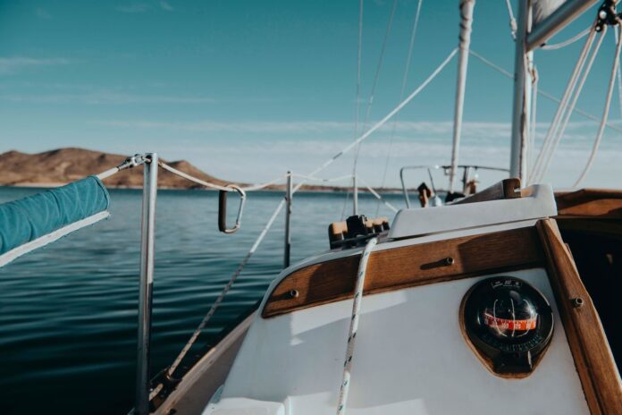 Choosing Suitable Boats For Different Group Sizes And Event Needs boat